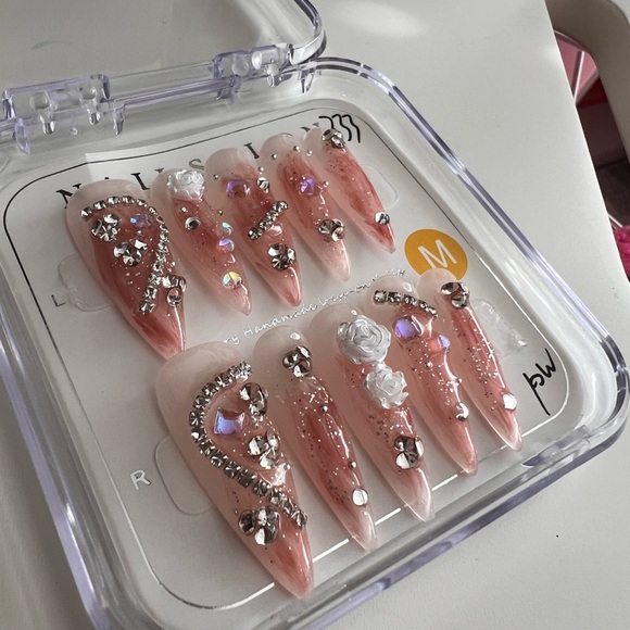 Handmade press on nail - Picture 3 of 6